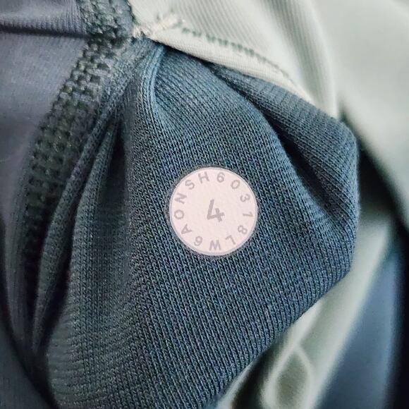 Lululemon Wunder Under Crop High-Rise Curve 17" Frosted Pine Green Jasper Size 4 - Picture 8 of 8